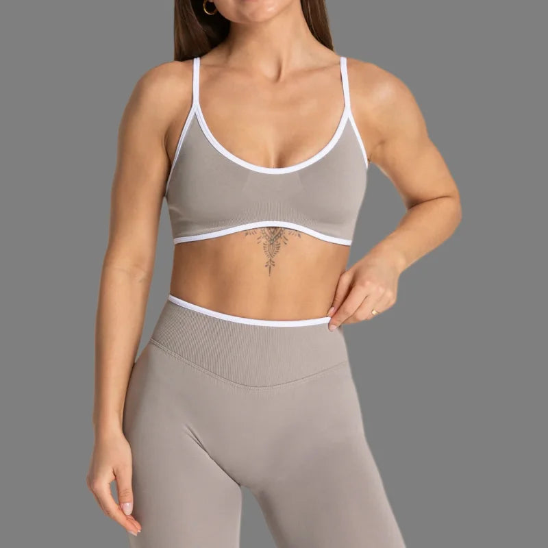 TEVEO Women's Color Block Yoga Bra with Built-in Nipple Pads and Camisole Design, Suitable for Gym Workouts and Sports Tank Tops